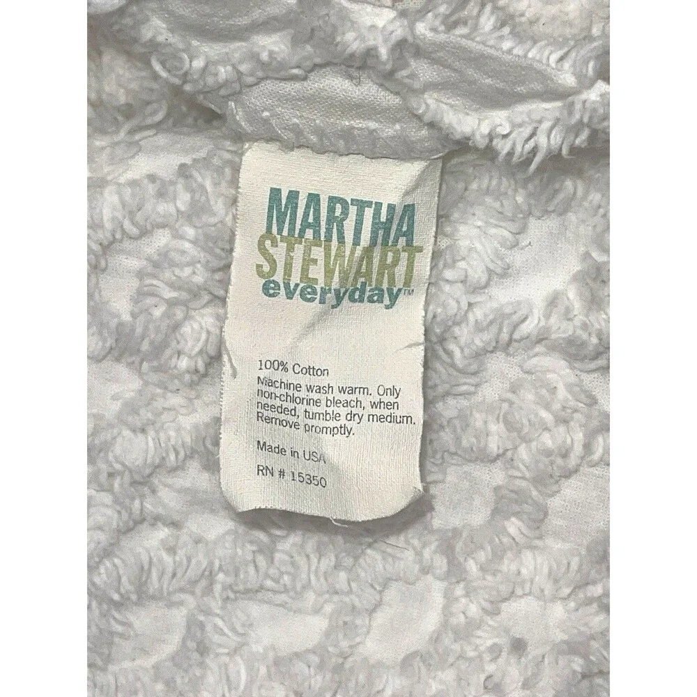 Vtg Martha Stewart Everyday Set of 2 Chenille Lattice Pillow Shams White Cotton